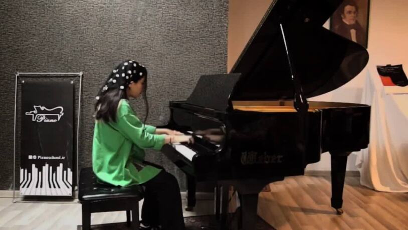 استاد سپیده خانکی