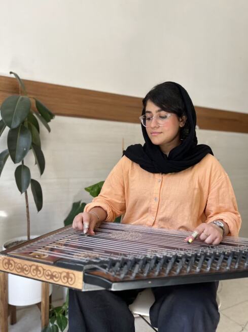 استاد زهرا فلاح